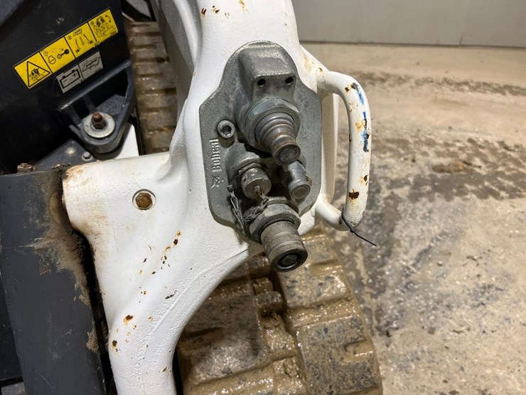 2022-bobcat-t66-image-11