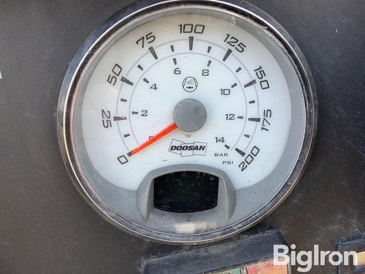 2015-doosan-p185wdz-t4f-image-18