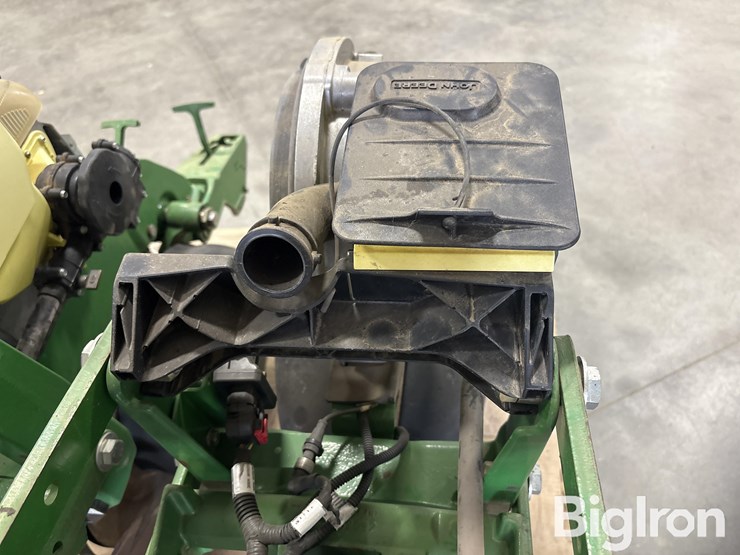 john-deere-1790-image-12
