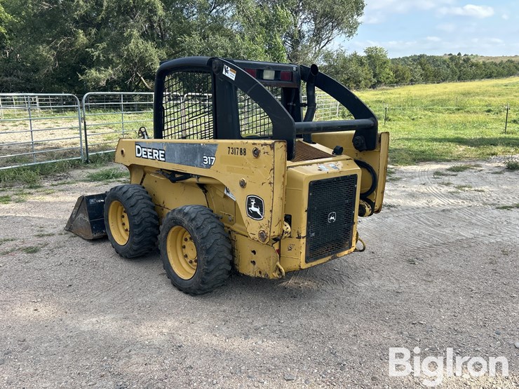 2005-john-deere-317-image-7