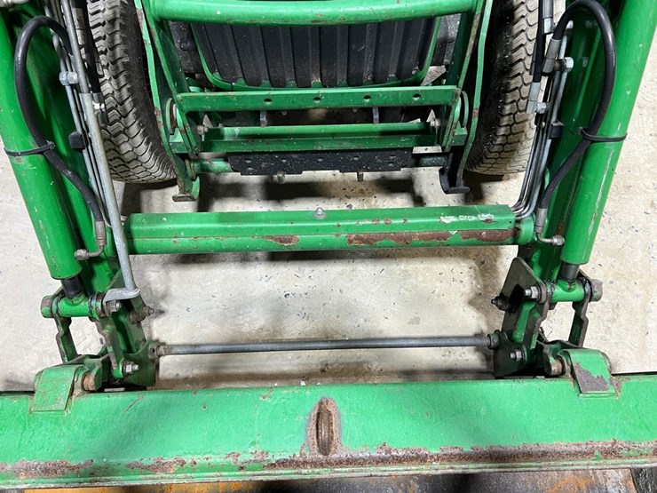 john-deere-3720-image-10