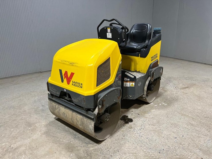 2021-wacker-neuson-rd12a-90-image-2