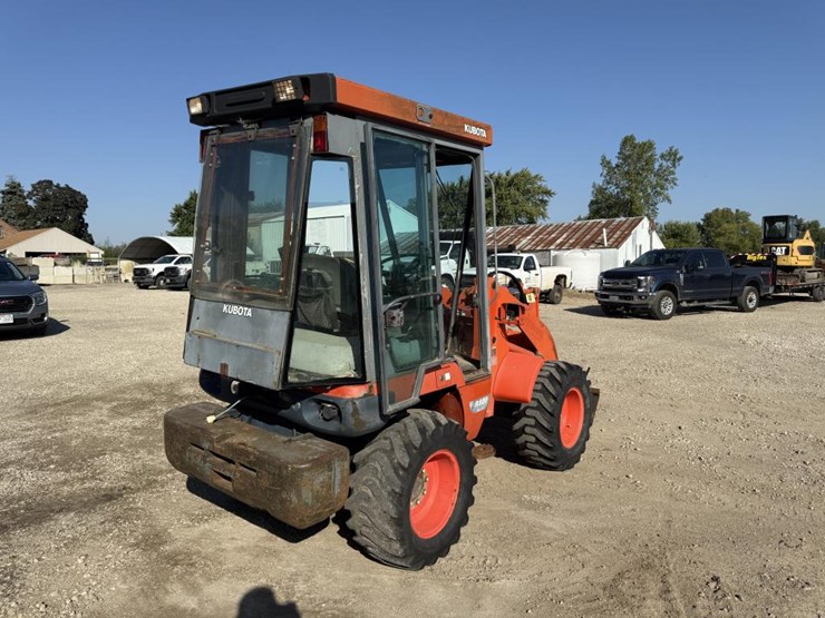 kubota-r520-image-5