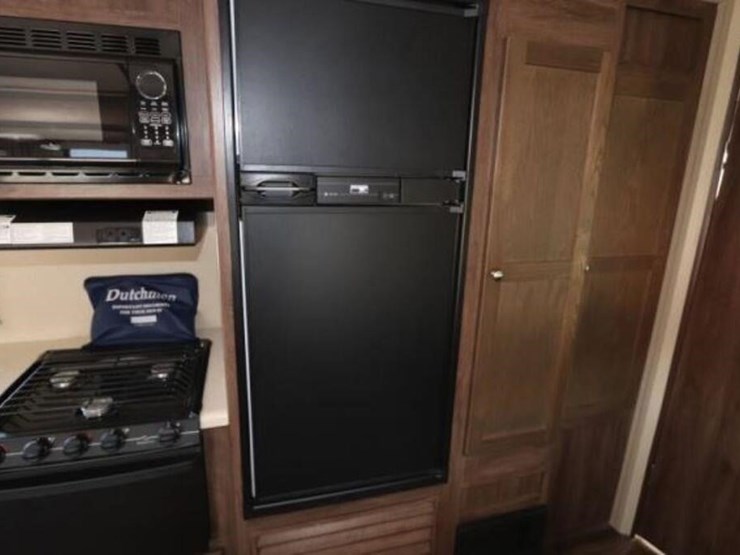 2015-dutchmen-aerolite-282dbhs-ae2-travel-trailer-image-21