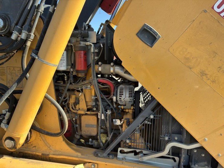 2015-deere-710k-image-15