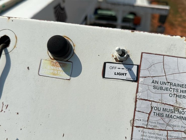 2007-international-durastar-4300-image-29