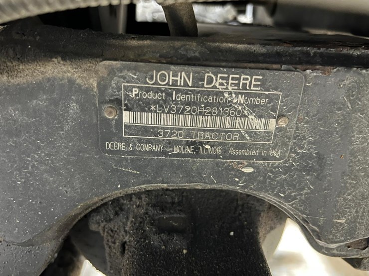 john-deere-3720-image-33