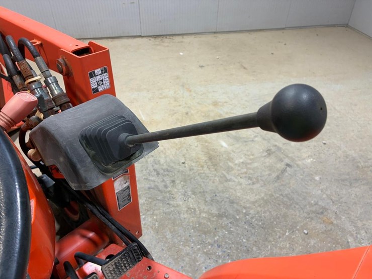 kubota-la463-image-23