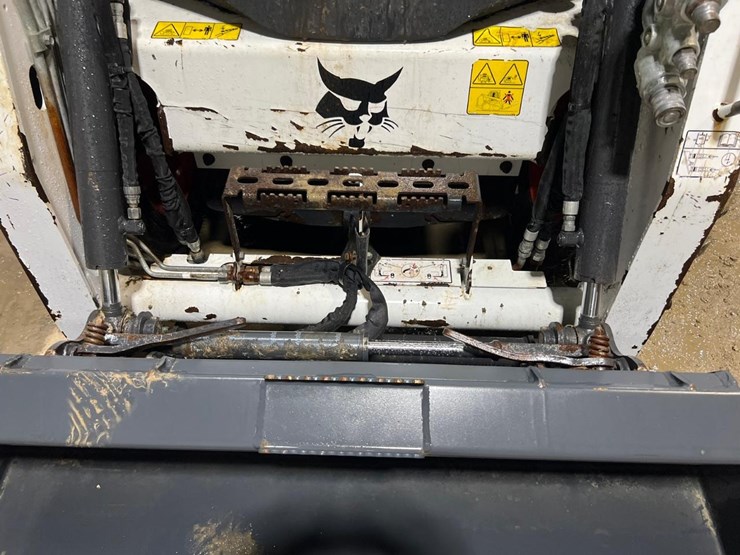 2023-bobcat-s450-image-10