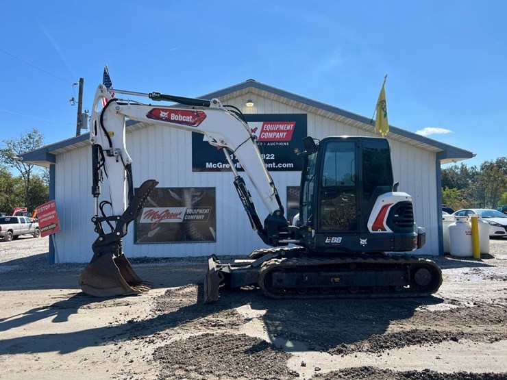 2022-bobcat-e88-image-1