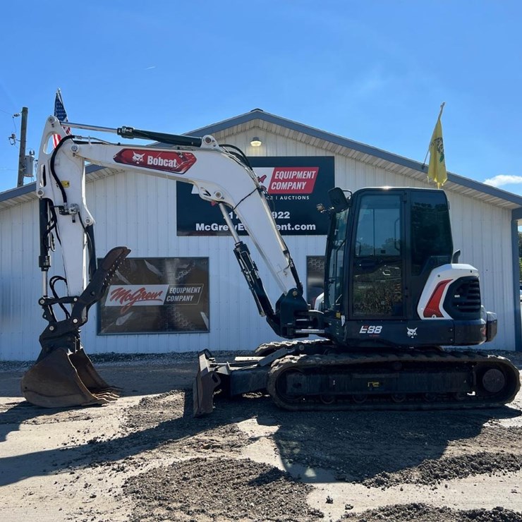 2022 BOBCAT E88