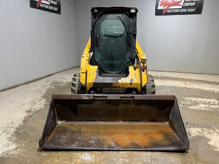 caterpillar-236d-image-8