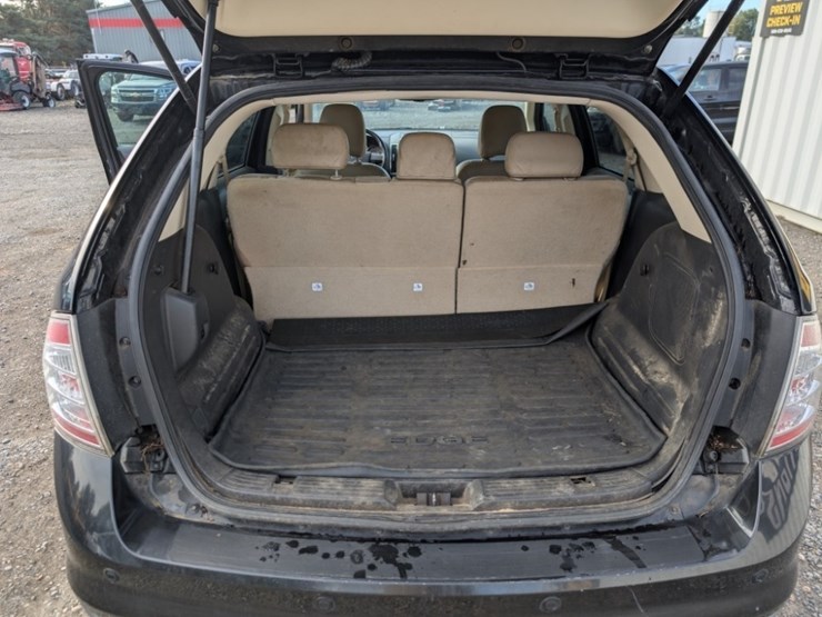 2010-ford-edge-image-20