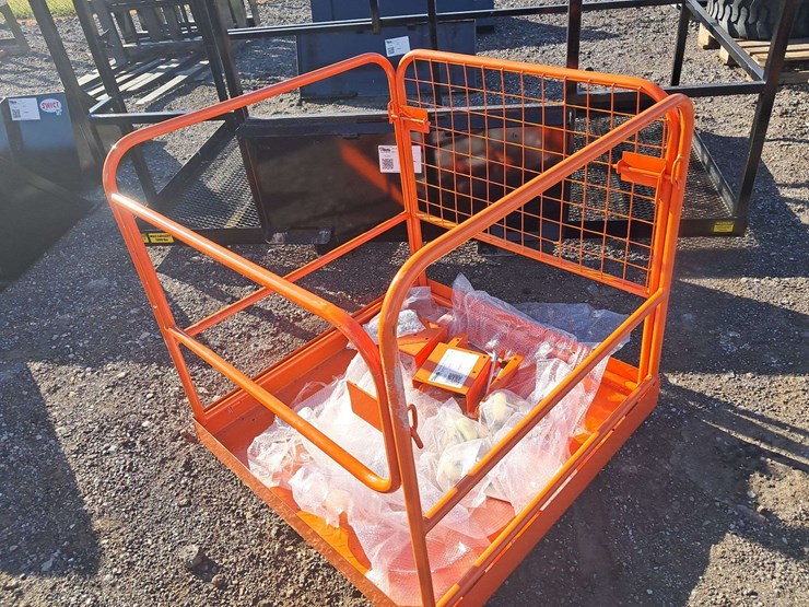 pallet-fork-mount-safety-basket-image-2