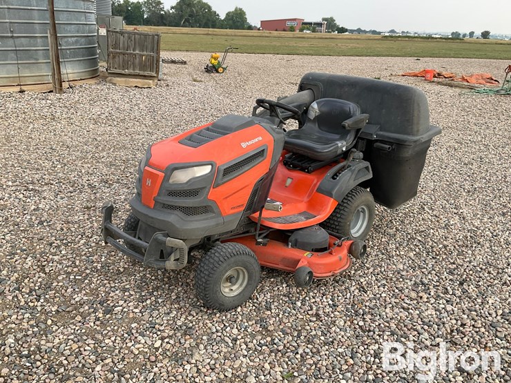 husqvarna-yth24k48-image-1