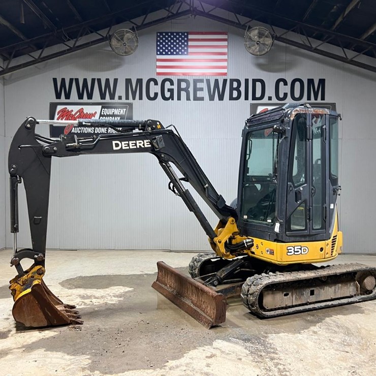 DEERE 35D