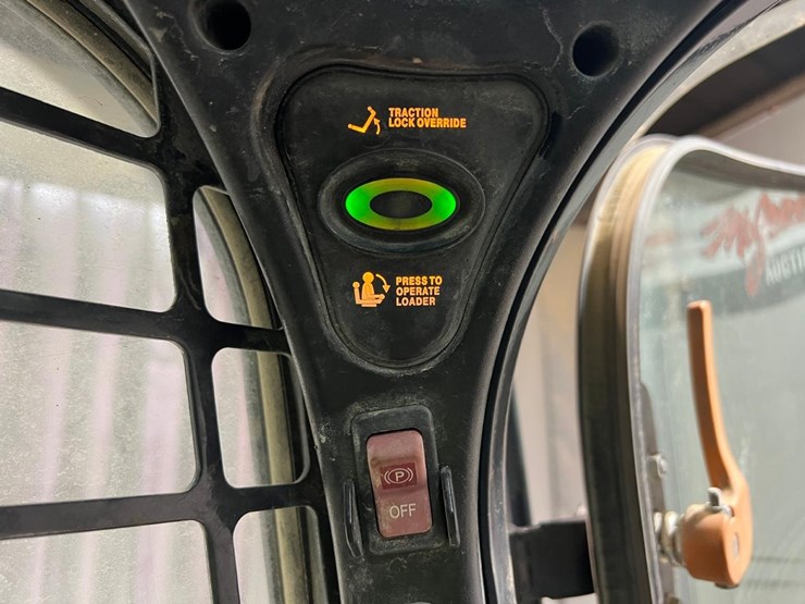 2020-bobcat-t650-image-22