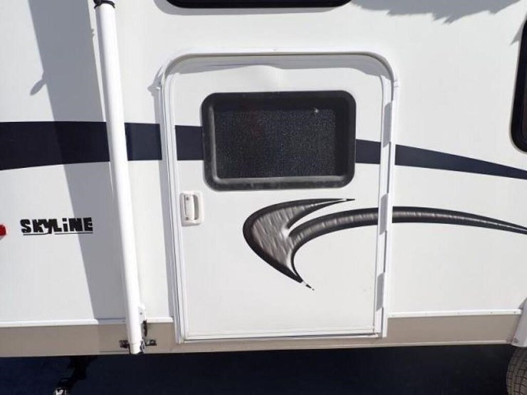 2012-skyline-nomad-t/a-travel-trailer-1se200r21cf0-image-99