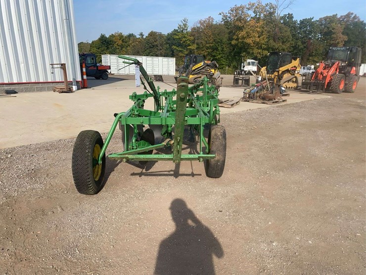 john-deere-555-image-2