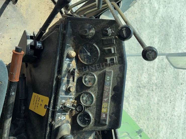 john-deere-4425-image-65