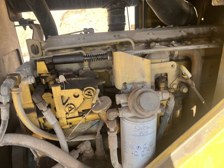 caterpillar-928g-image-89