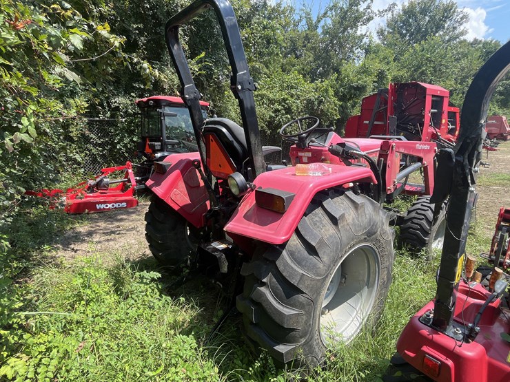 2019-mahindra-4540-image-5