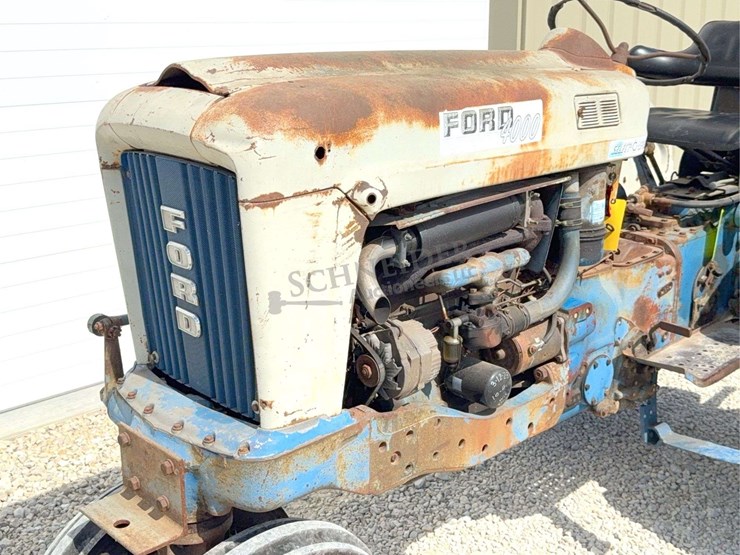 ford-4000-image-32