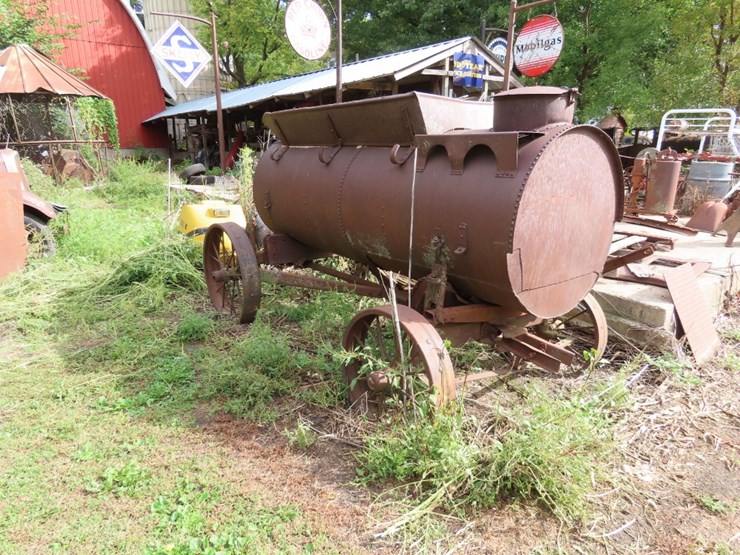 steam-tractor-water-wagon-on-full-steel-image-2