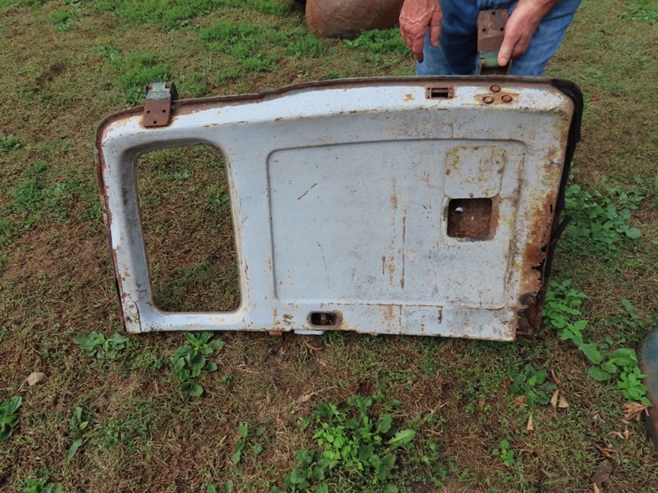 1950-chevrolet-pickup-parts-group-image-3
