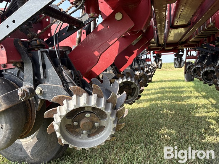 2013-case-ih-1250-image-18