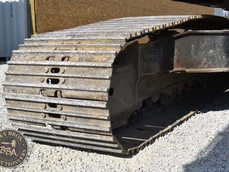 2014-komatsu-pc210-10-image-66