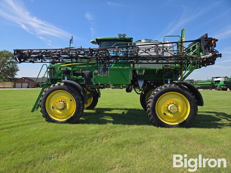 2011-john-deere-4830-image-8