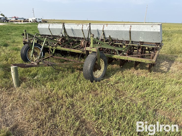 john-deere-14-image-1