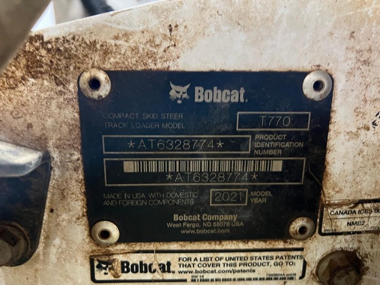 2021-bobcat-t770-image-32