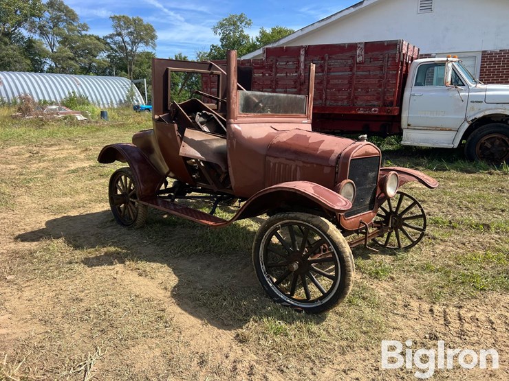 1924-ford-model-t-image-3