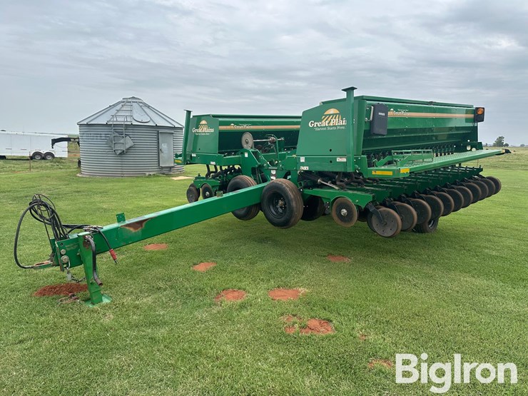 2013-great-plains-2s2600hd-image-1