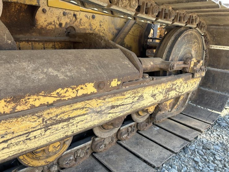 2003-deere-450h-image-60