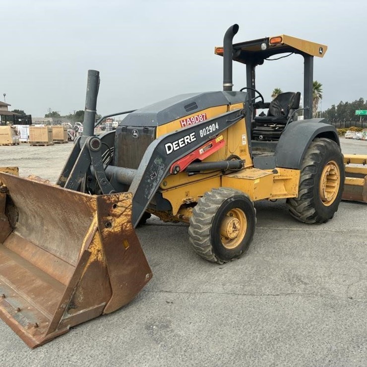 2015 DEERE 210L