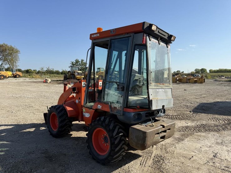 kubota-r520-image-3