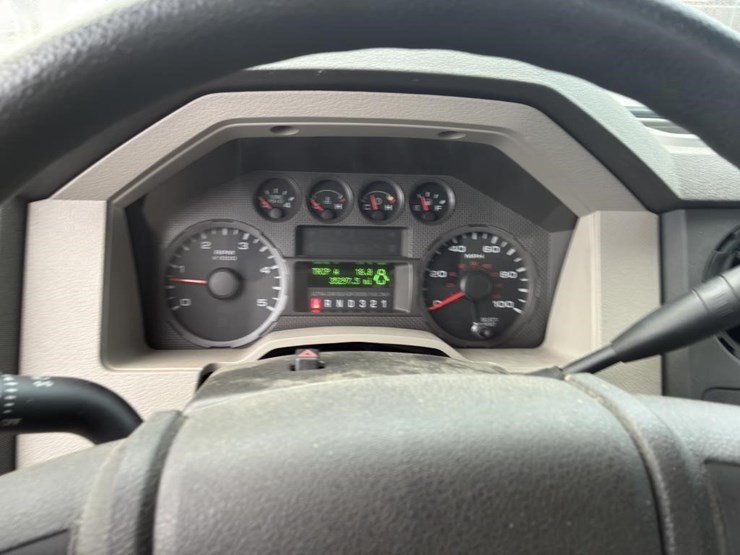 2008-ford-f350-image-15