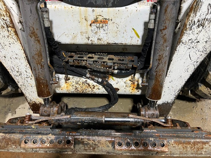 2021-bobcat-s850-image-10