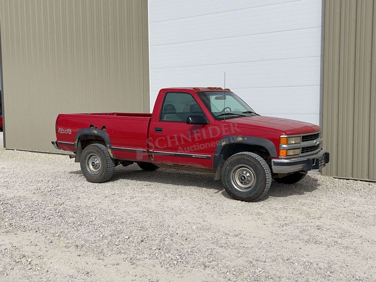 1999-chevrolet-2500-image-1