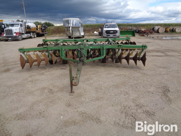 john-deere-1640-image-2