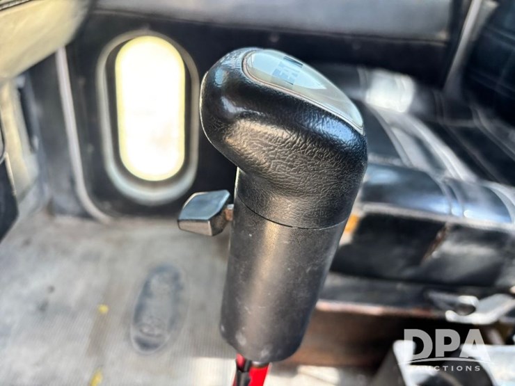 1993-peterbilt-377-image-89