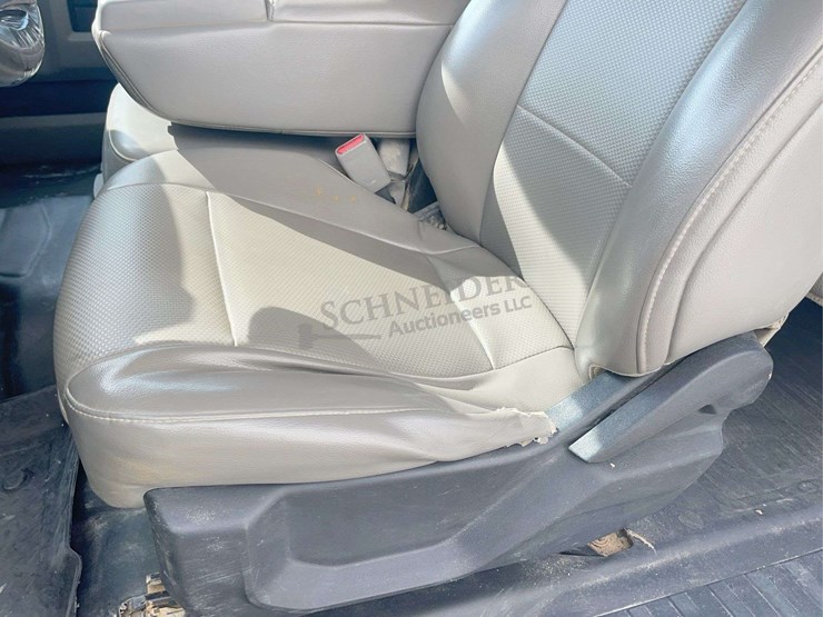 2017-ford-f150-image-43