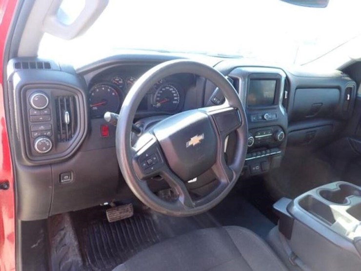 2022-chevrolet-silverado-2500-image-14