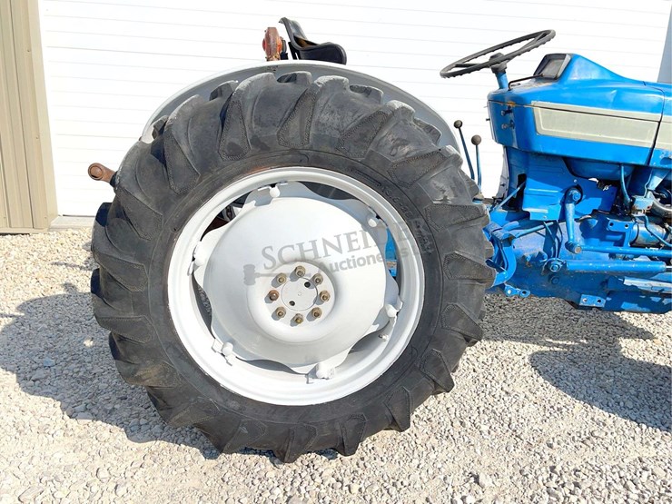 ford-3400-image-25
