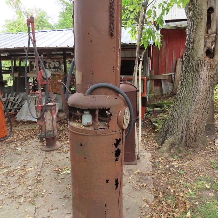 G&B Type 65 Model 2 Gas Pump