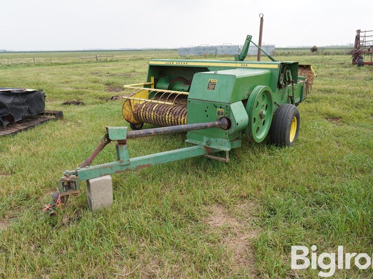 1980-john-deere-336-image-1