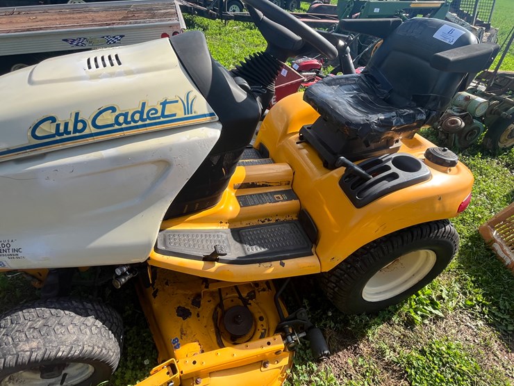 cub-cadet-3208-image-8